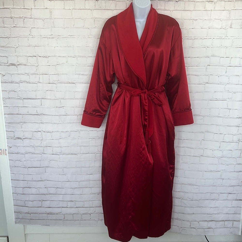 90’s Victoria’s Secret RED HOT SEXY long robe size XS/S oversized